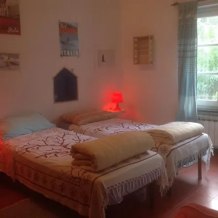 Surfhouse Apartamento Levanto